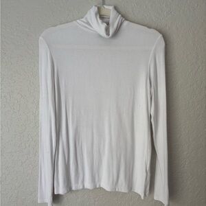 Magaschoni White Turtleneck